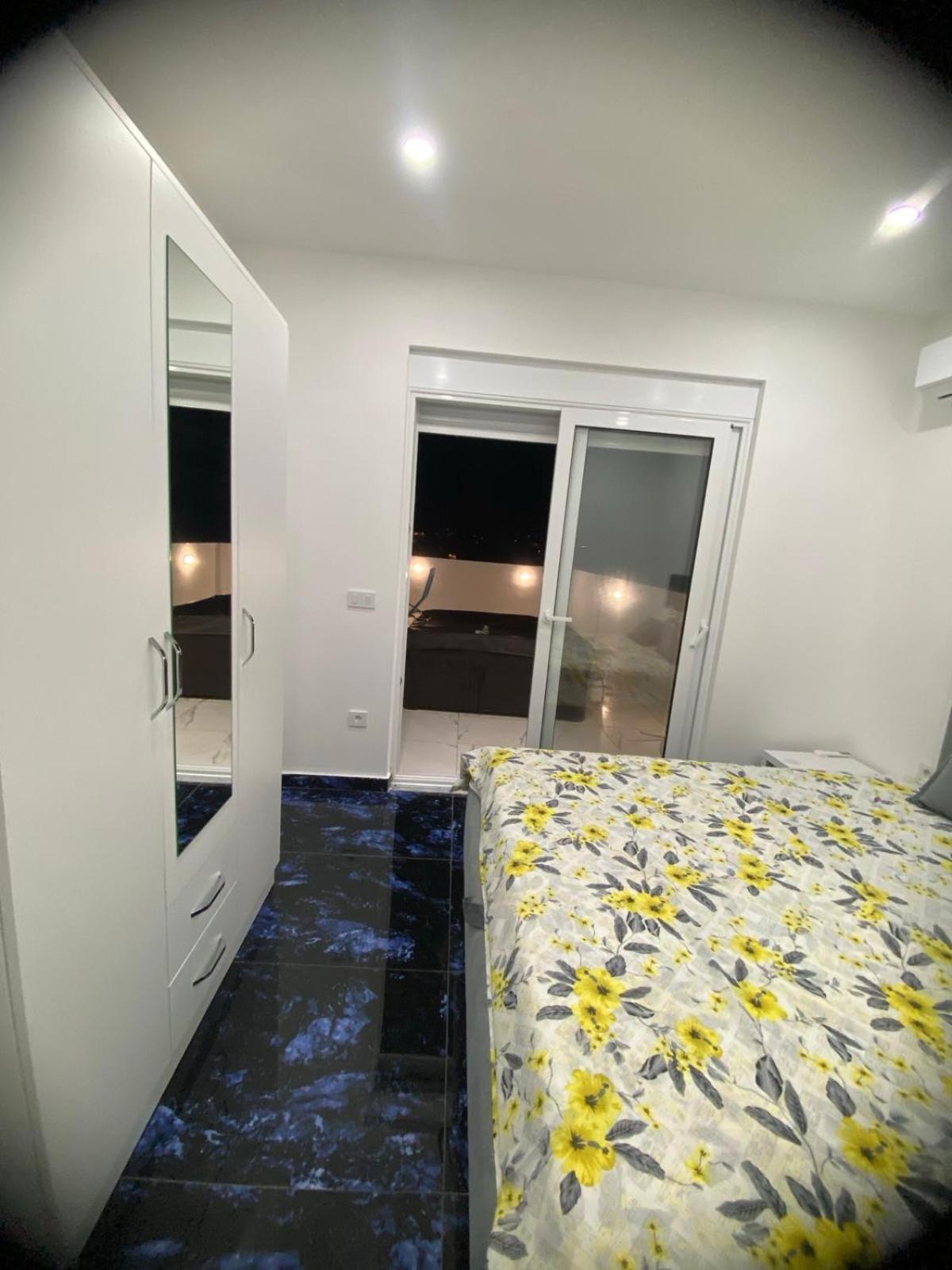 Montebello Inn Apartments Ulcinj Eksteriør bilde