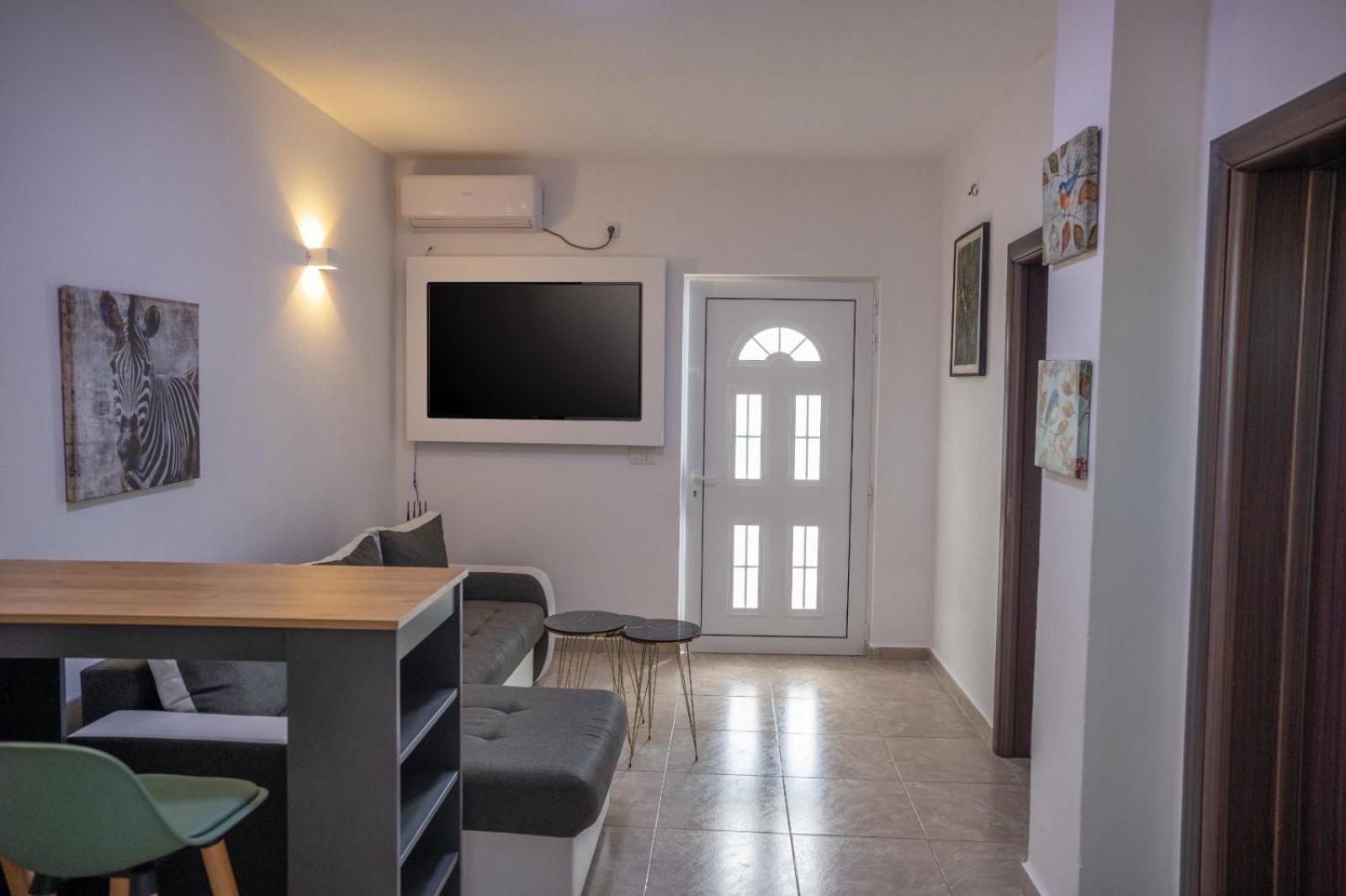 Montebello Inn Apartments Ulcinj Eksteriør bilde